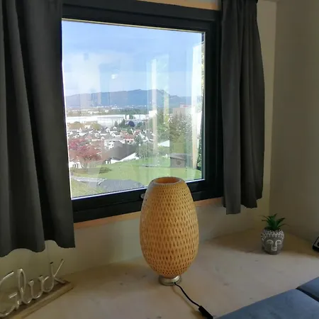 Tiny House Im Gruenen