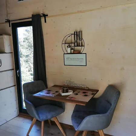 Tiny House Im Gruenen