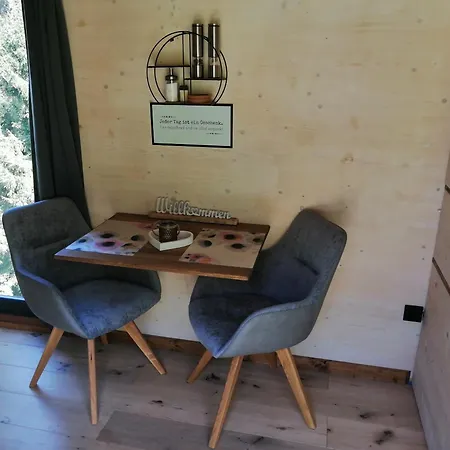 Tiny House Im Gruenen *